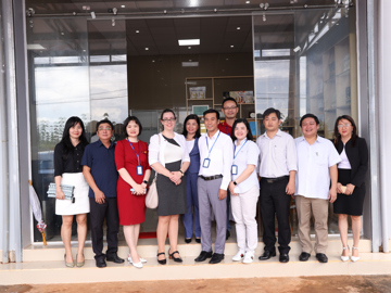 Australian Consulate visited the Our Factory Australian Consulate visited the Our Factory